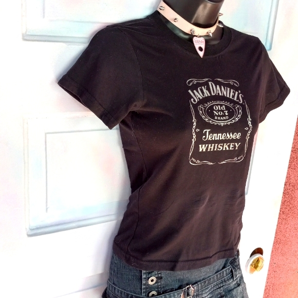 Jack Daniels Tops - ⭐️Y2k emo/goth rare Jack Daniel's bartending top! Baby doll tee! 💕